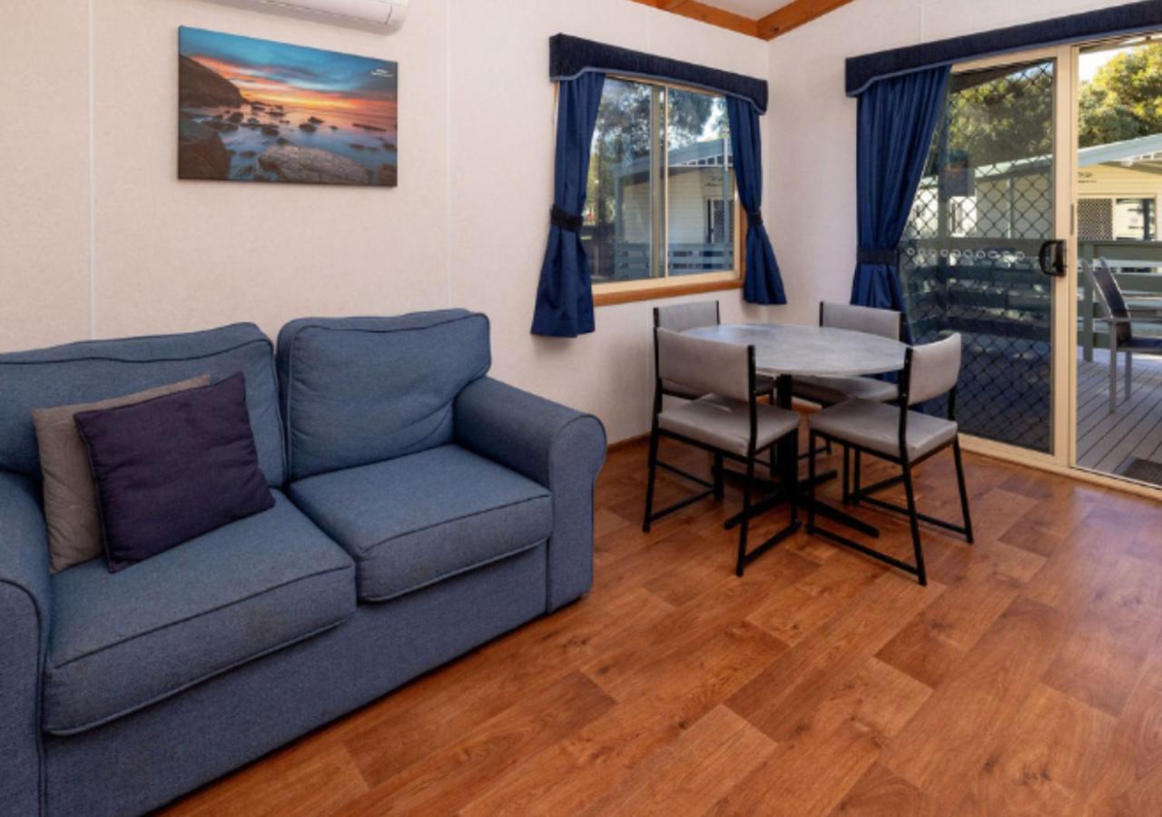 Beachside Holiday Park Норманвилль Экстерьер фото